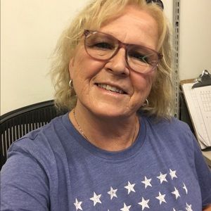 Meet your Posher, Darlene